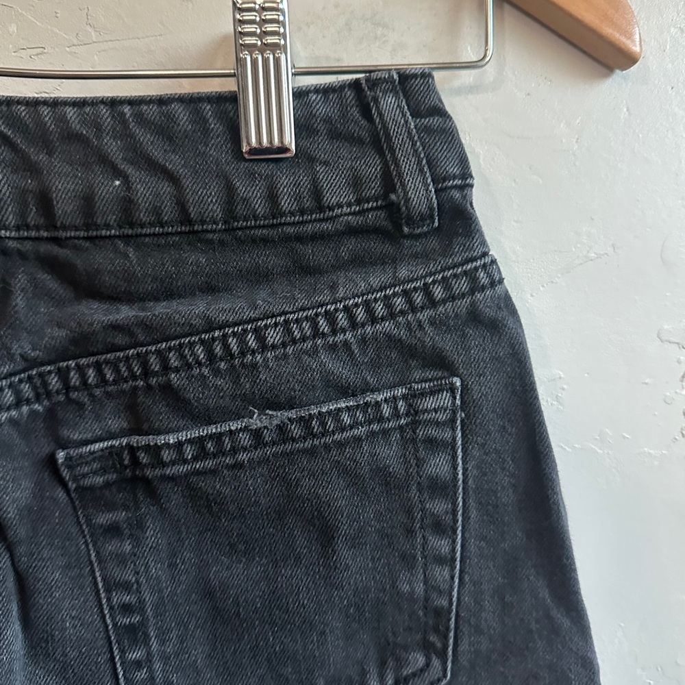 Topshop Y2K Style Black Mini Jean Skirt Rose Embroidery Raw Hem Goth Biker Sz 2 - Picture 8 of 11